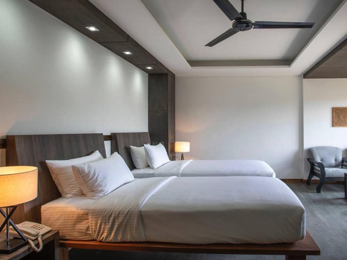 Ataraxis Grand And Spa Fuvahmulah 외부 사진