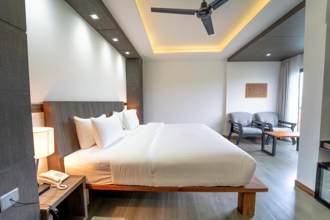 Ataraxis Grand And Spa Fuvahmulah 외부 사진
