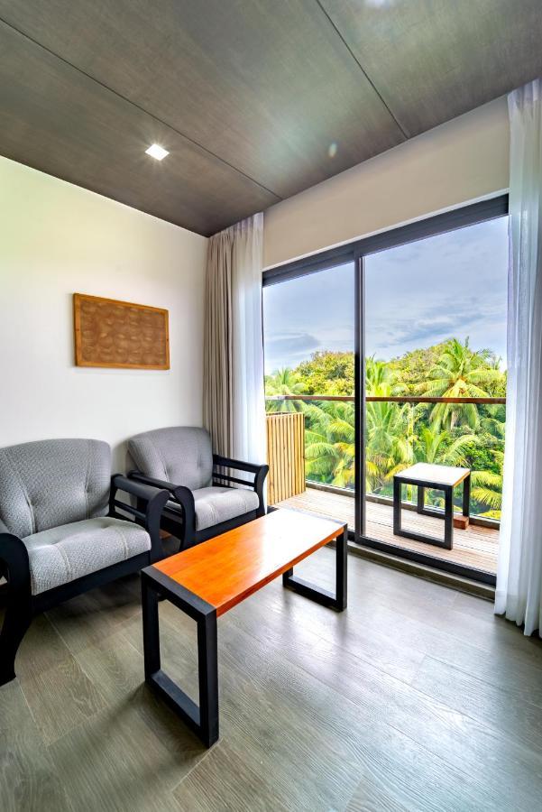 Ataraxis Grand And Spa Fuvahmulah 외부 사진